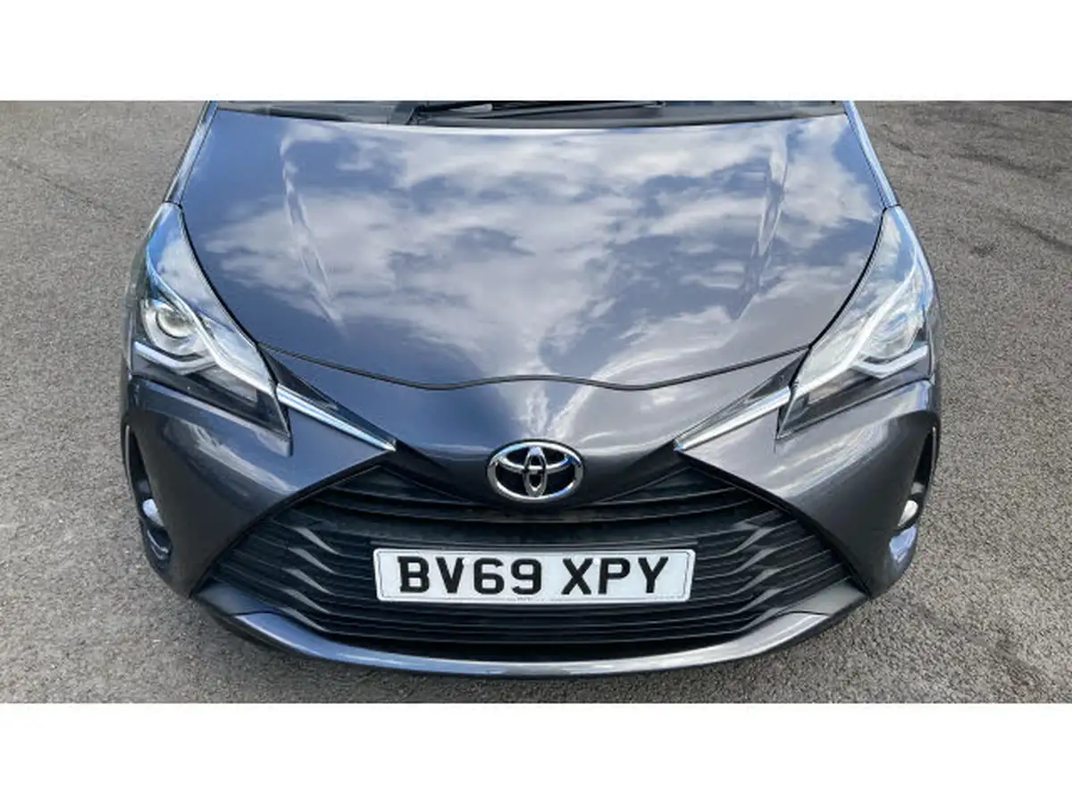 2019-toyota-yaris-15-vvt-i-icon-tech-111bhp-1496cc-big-20