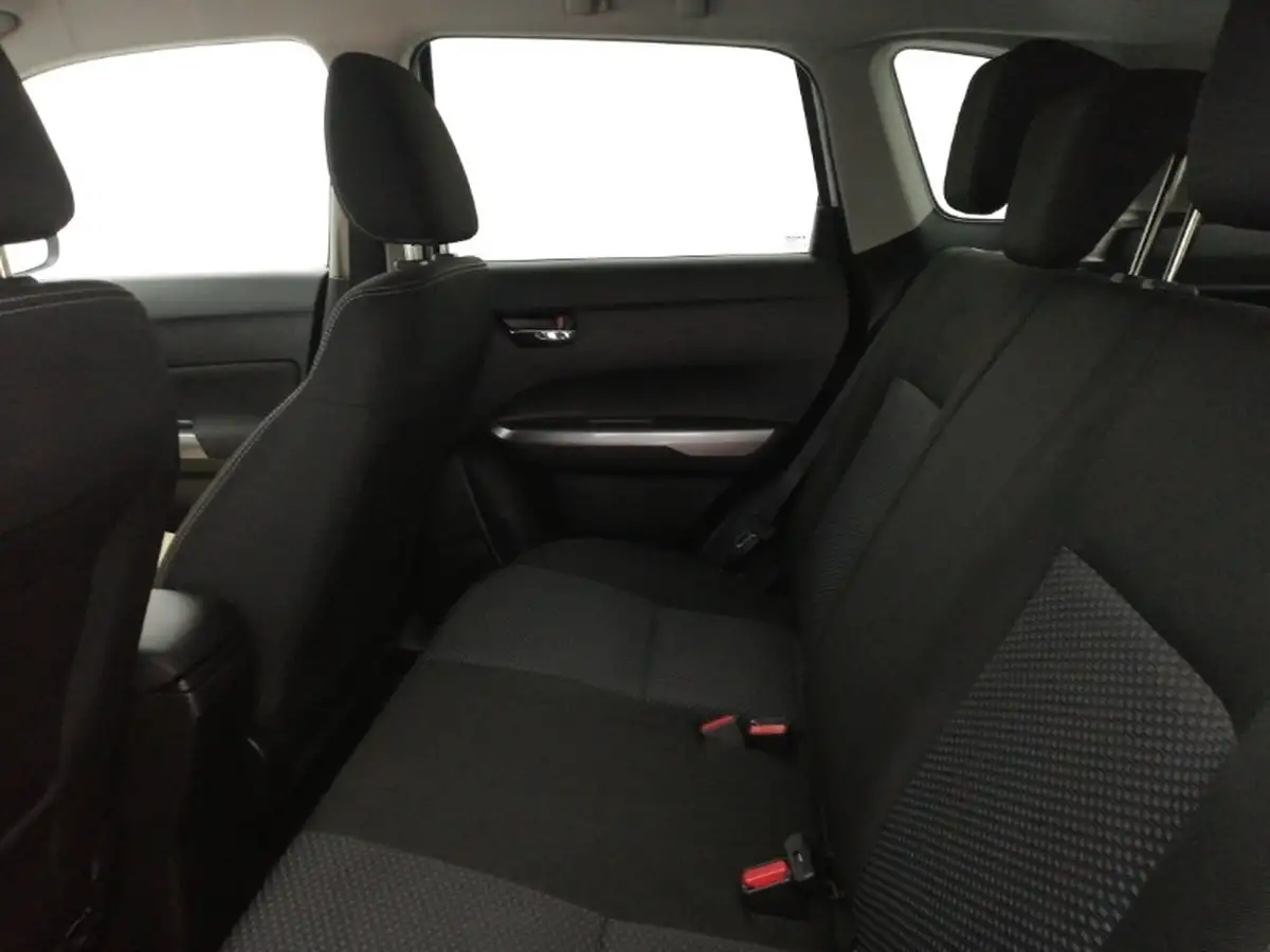 2017-renault-captur-09-dynamique-s-nav-big-5