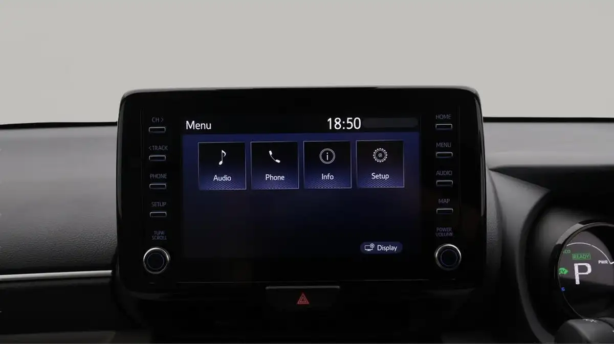 2022-toyota-yaris-15-vvt-i-excel-big-11