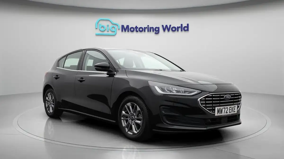 2023-ford-focus-10t-titanium-125ps-hatchback-big-1