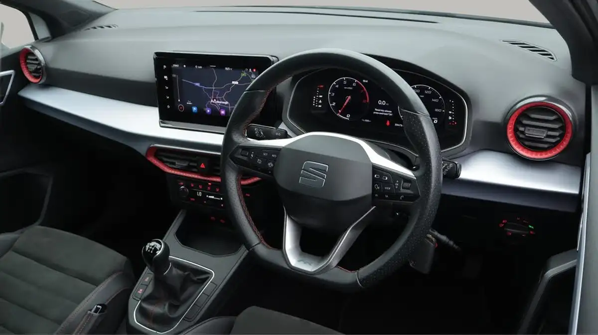 2022-seat-ibiza-10-tsi-fr-sport-110ps-big-9