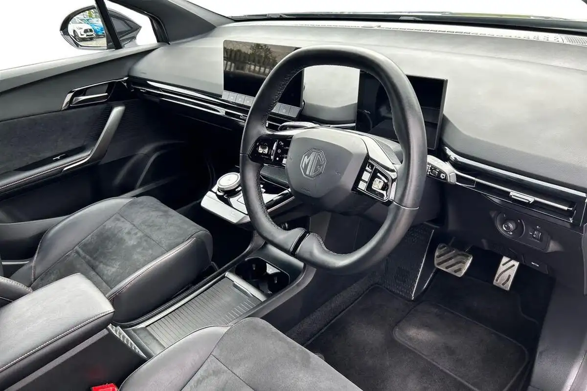 2023-mg-mg4-e-xpower-ev-big-5