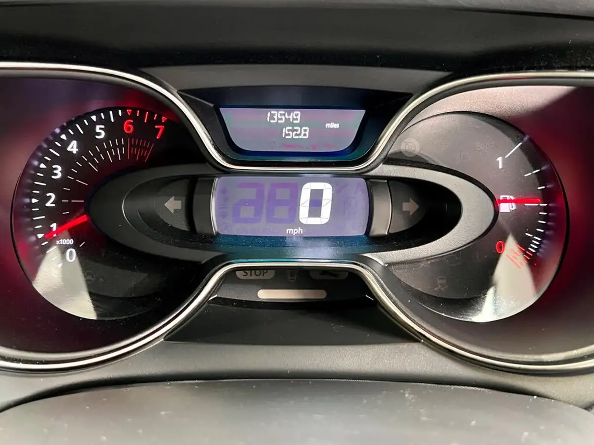 2019-renault-captur-13-tce-iconic-130bhp-ss-big-19