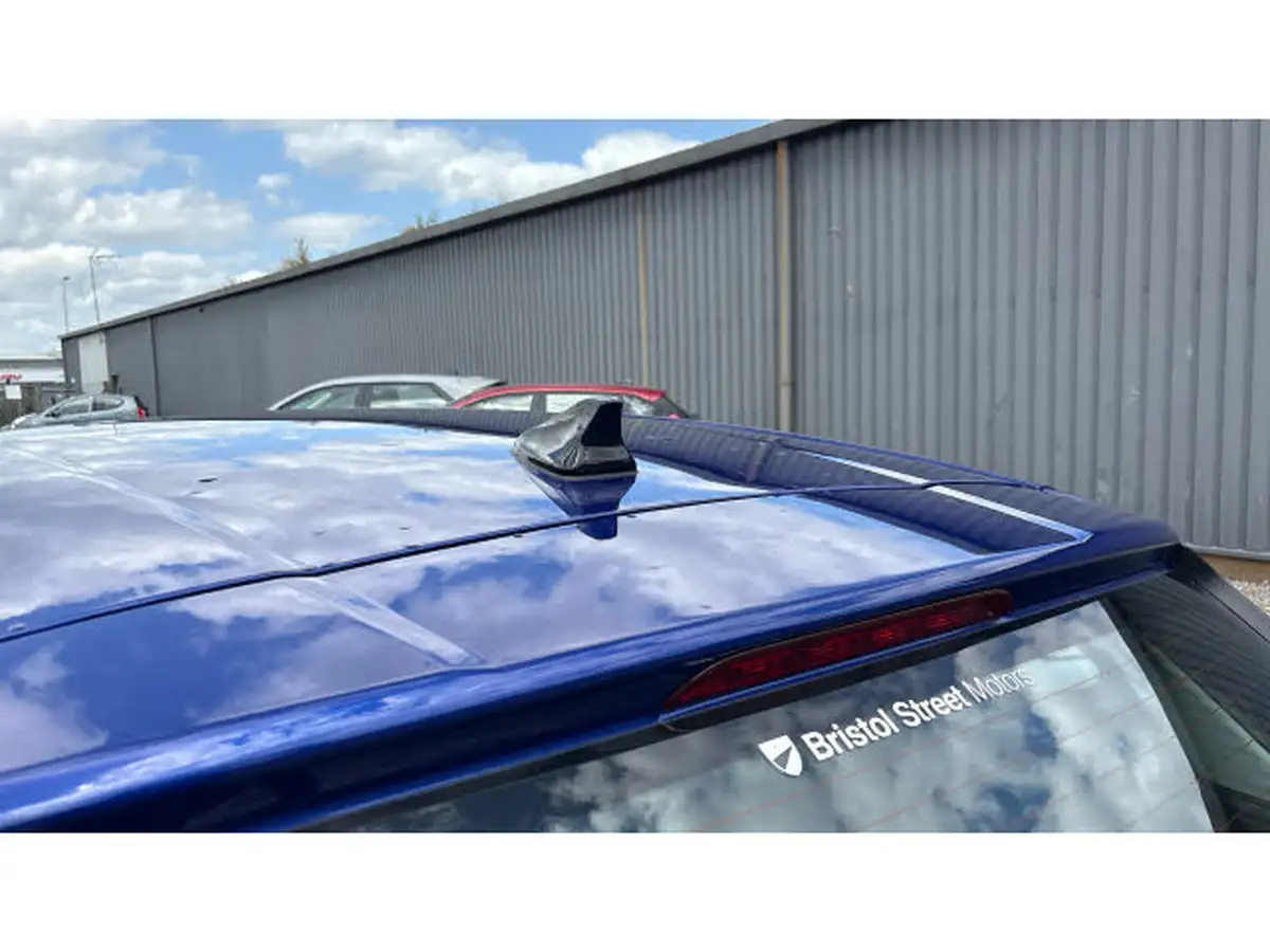 2022-hyundai-i20-10-t-gdi-se-connect-eclutch-imt-big-31