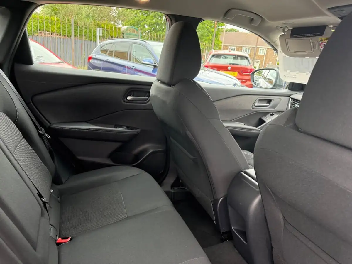 2024-nissan-qashqai-13-dig-t-acenta-premium-158ps-mild-hybrid-xtronic-big-24