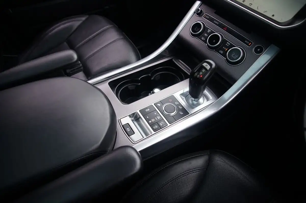 2017-land-rover-range-rover-sport-30-sd-v6-hse-306hp-big-7