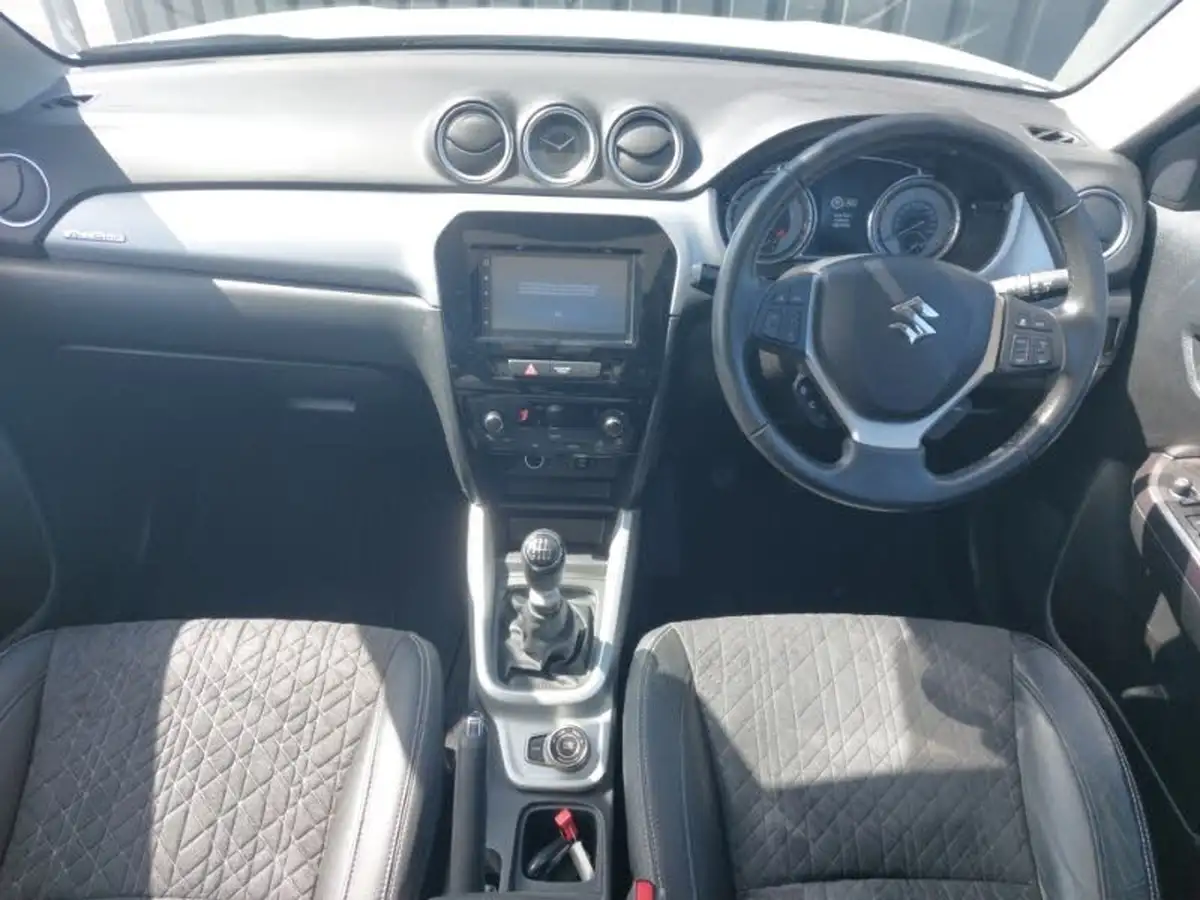 2022-suzuki-vitara-14-boosterjet-sz5-allgrip-big-2