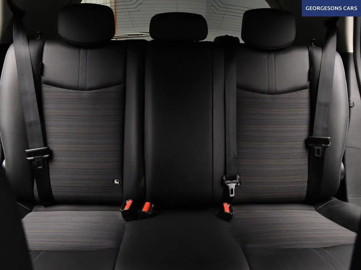 2022-nissan-leaf-e-e-n-connecta-big-17