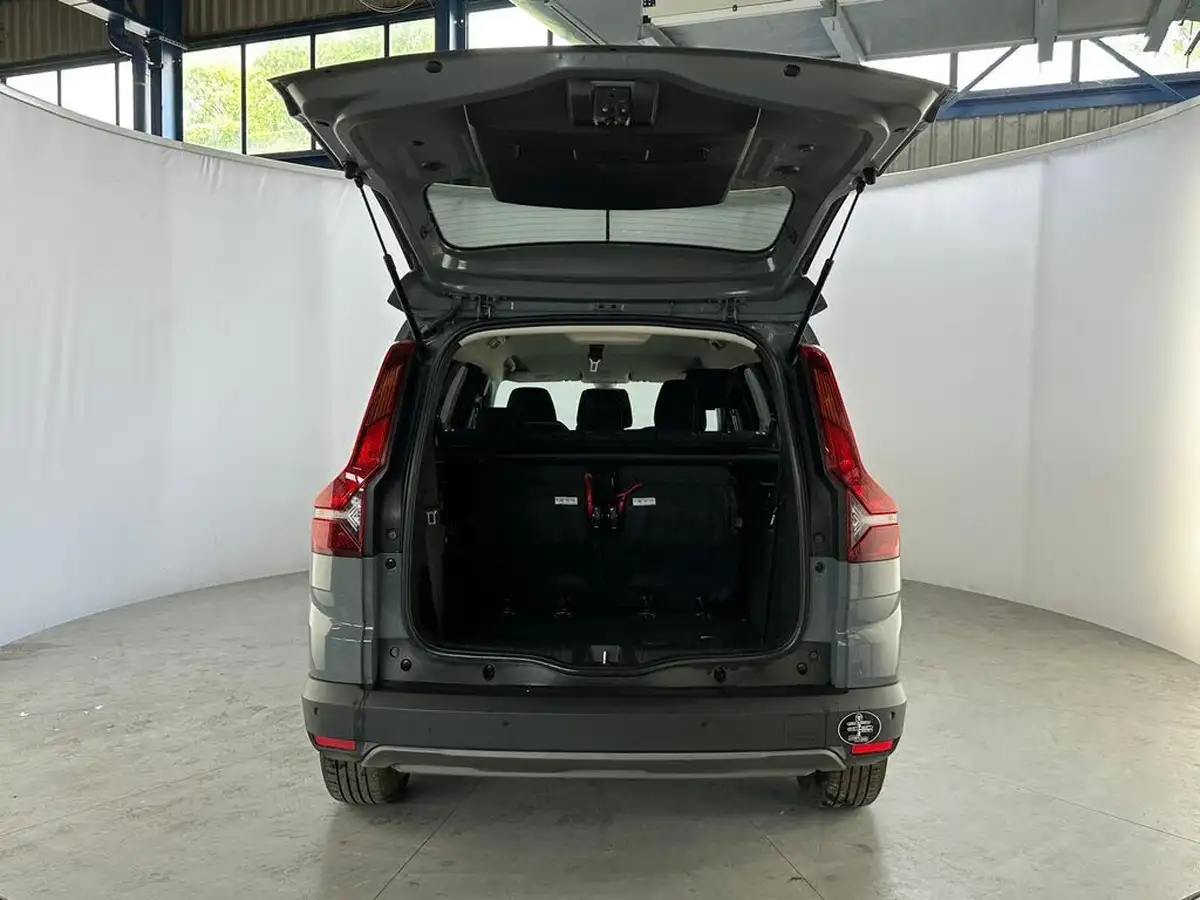 2024-dacia-jogger-16-tce-expression-big-34