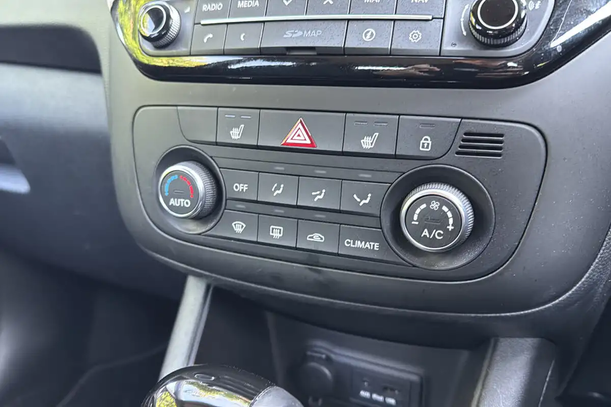 2018-kia-venga-16-3-auto-big-15