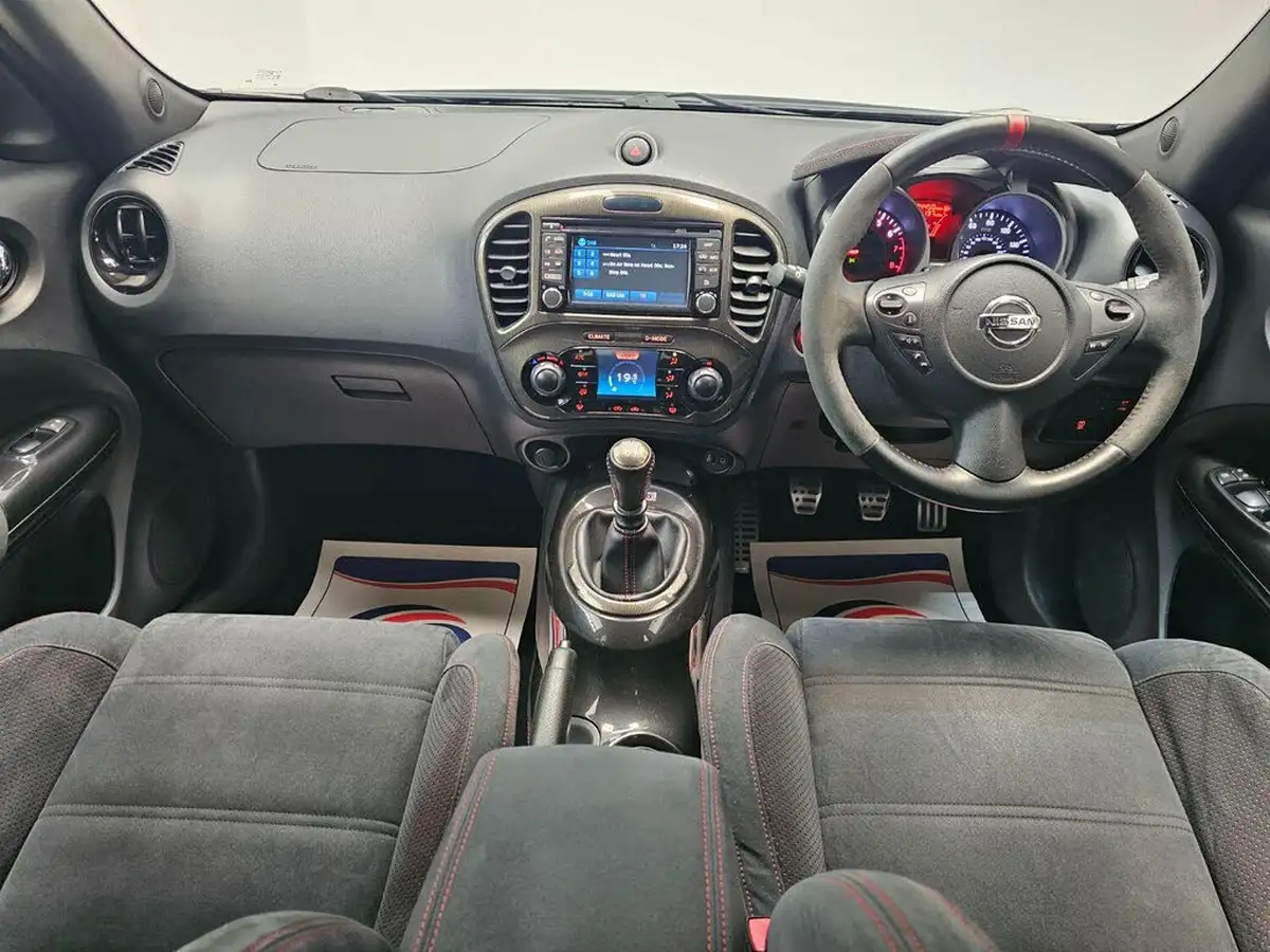 2015-nissan-juke-16-nismo-rs-218ps-big-10