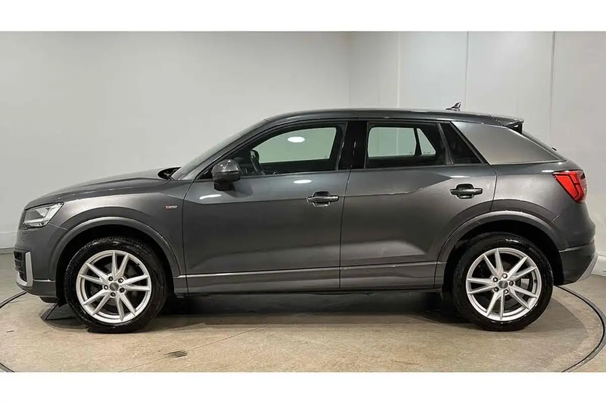 2018-audi-q2-14-tfsi-s-line-big-6