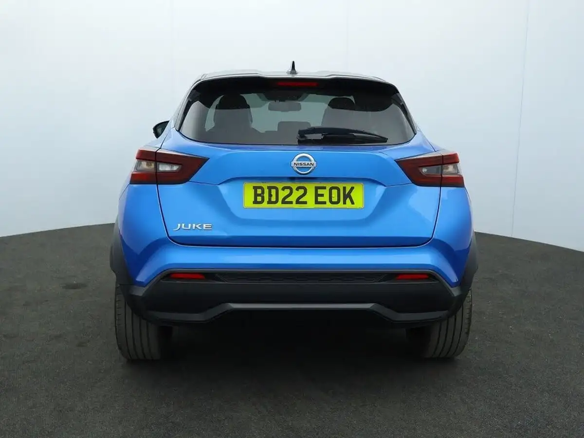 2022-nissan-juke-10-dig-t-tekna-big-8