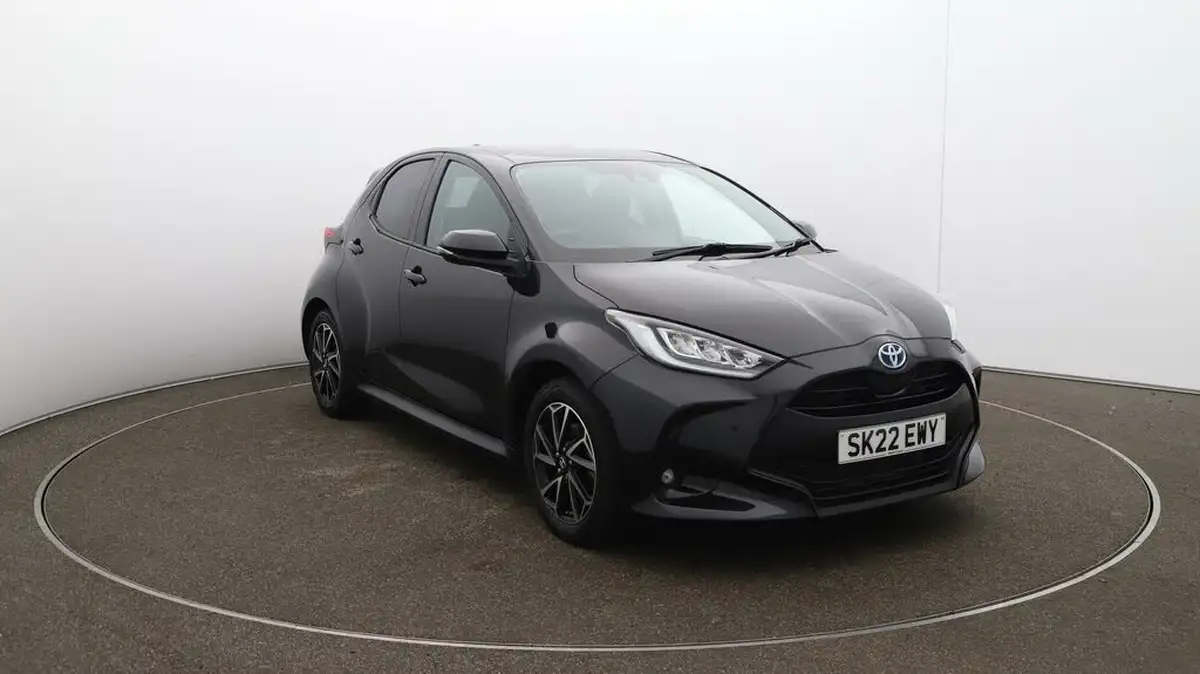2022-toyota-yaris-15-vvt-i-design-big-23