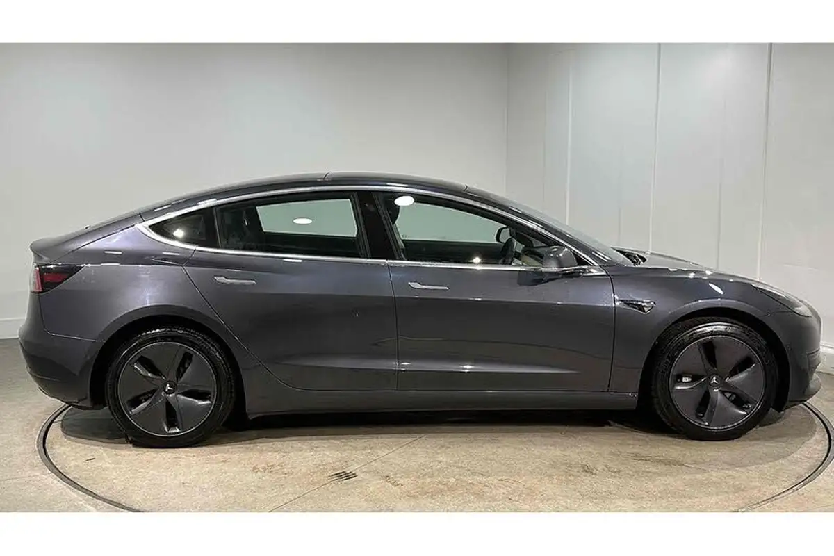 2019-tesla-model-3-e-standard-plus-big-4