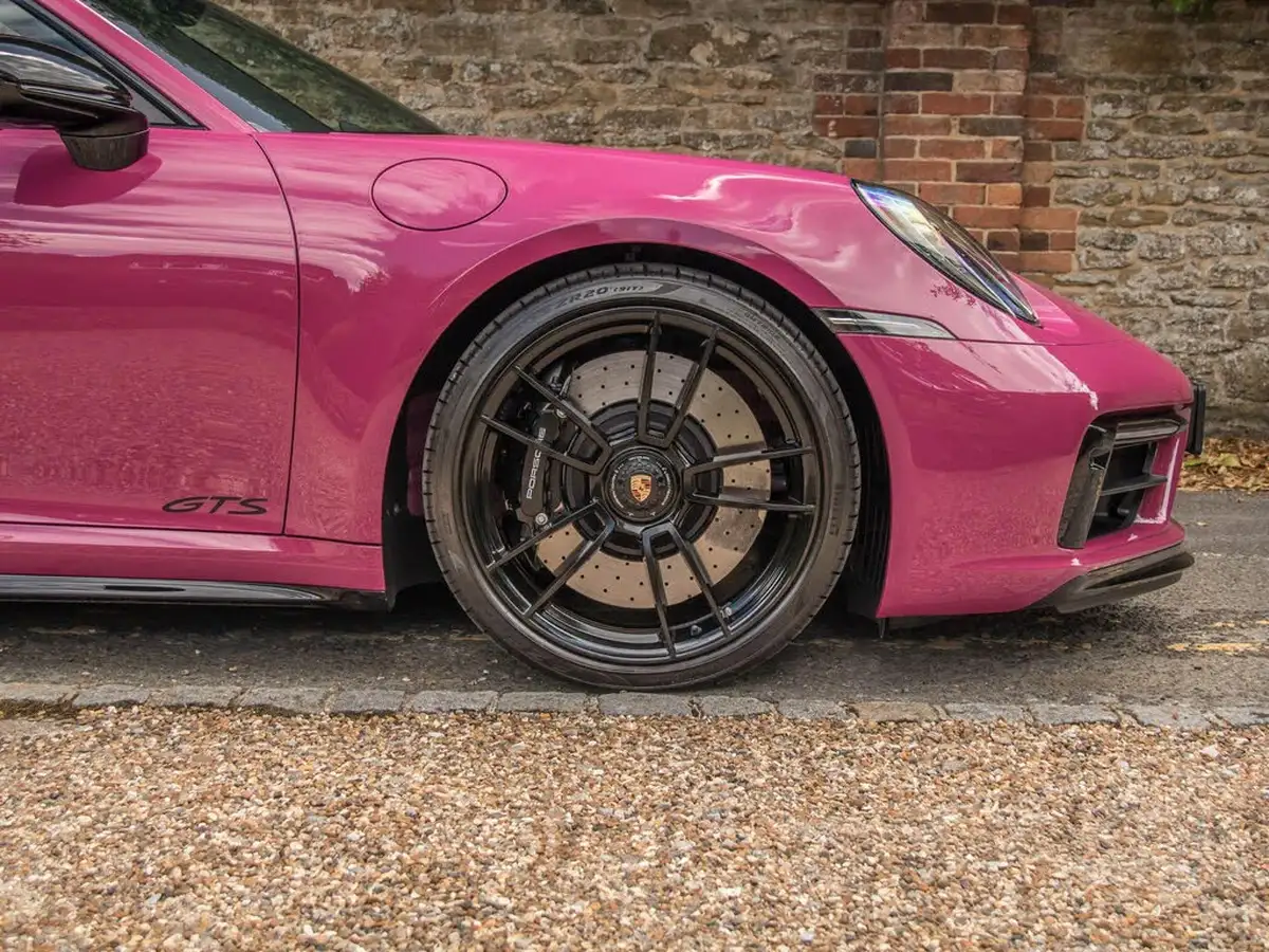 2023-porsche-911-30-carrera-gts-coupe-pdk-big-14
