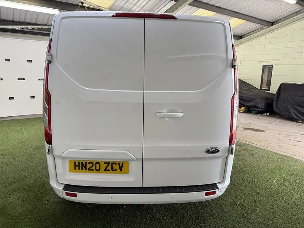 2020-ford-transit-custom-20tdci-300-l1h1-limited-130pseu6dt-panel-van-big-8