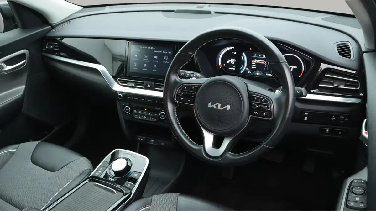 2022-kia-niro-ev-e-2-big-9