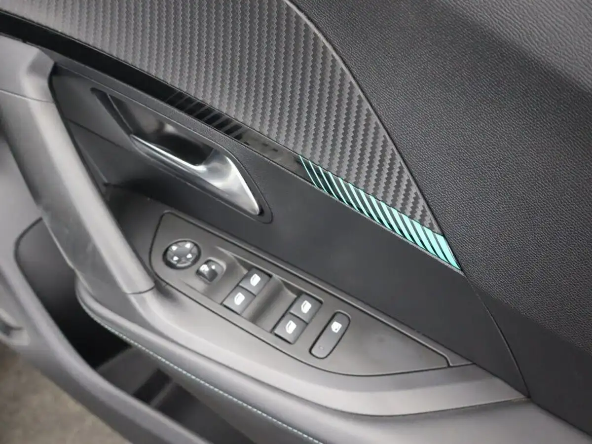 2022-peugeot-2008-suv-12-puretech-allure-premium-100bhp-big-29