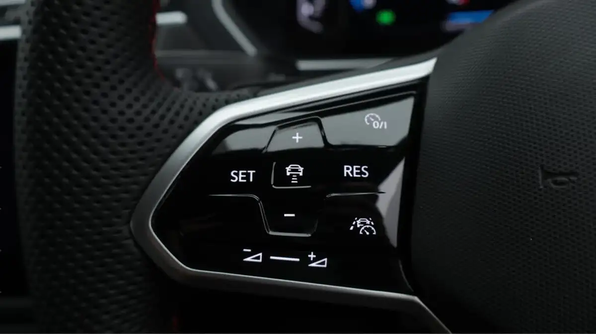 2021-volkswagen-tiguan-20tdi-r-line-150ps-big-24