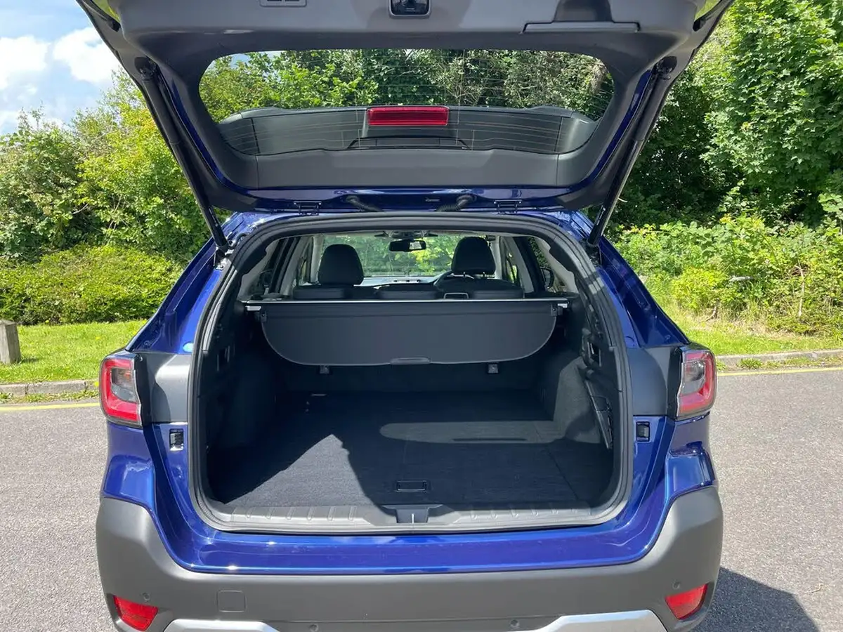 2025-subaru-outback-25i-touring-big-5
