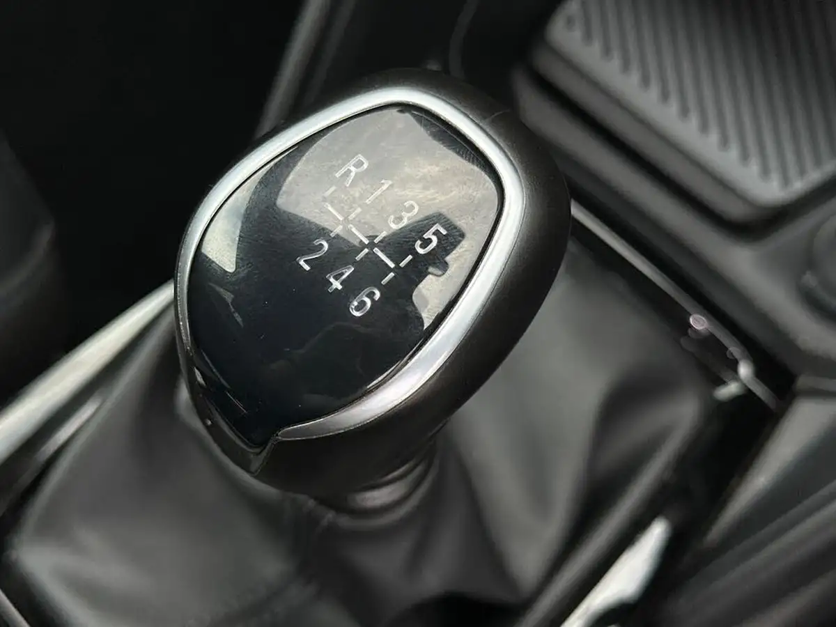 2022-citroen-c4-12-puretech-c-series-edition-big-25