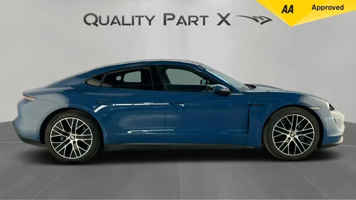 2021-porsche-taycan-e-base-476ps-performance-battery-plus-big-1