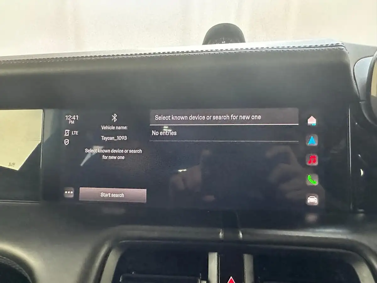 2021-porsche-taycan-e-base-476ps-performance-battery-plus-big-49