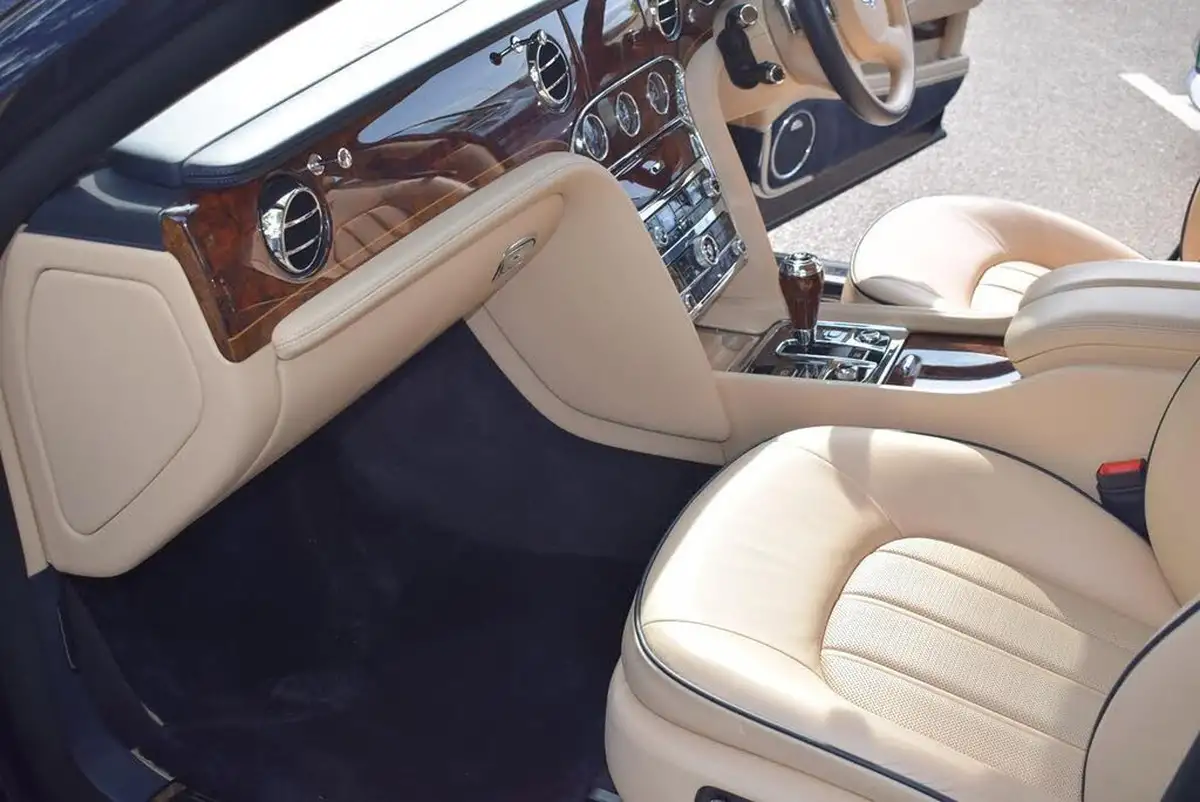 2011-bentley-mulsanne-675-big-22