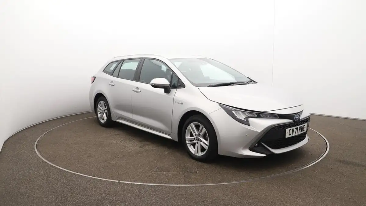 2021-toyota-corolla-18-vvt-i-icon-tech-spare-wheel-touring-sports-5d-big-44