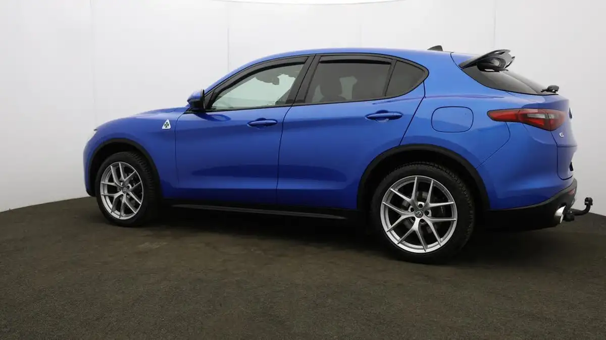 2018-alfa-romeo-stelvio-20-milano-ss-big-70