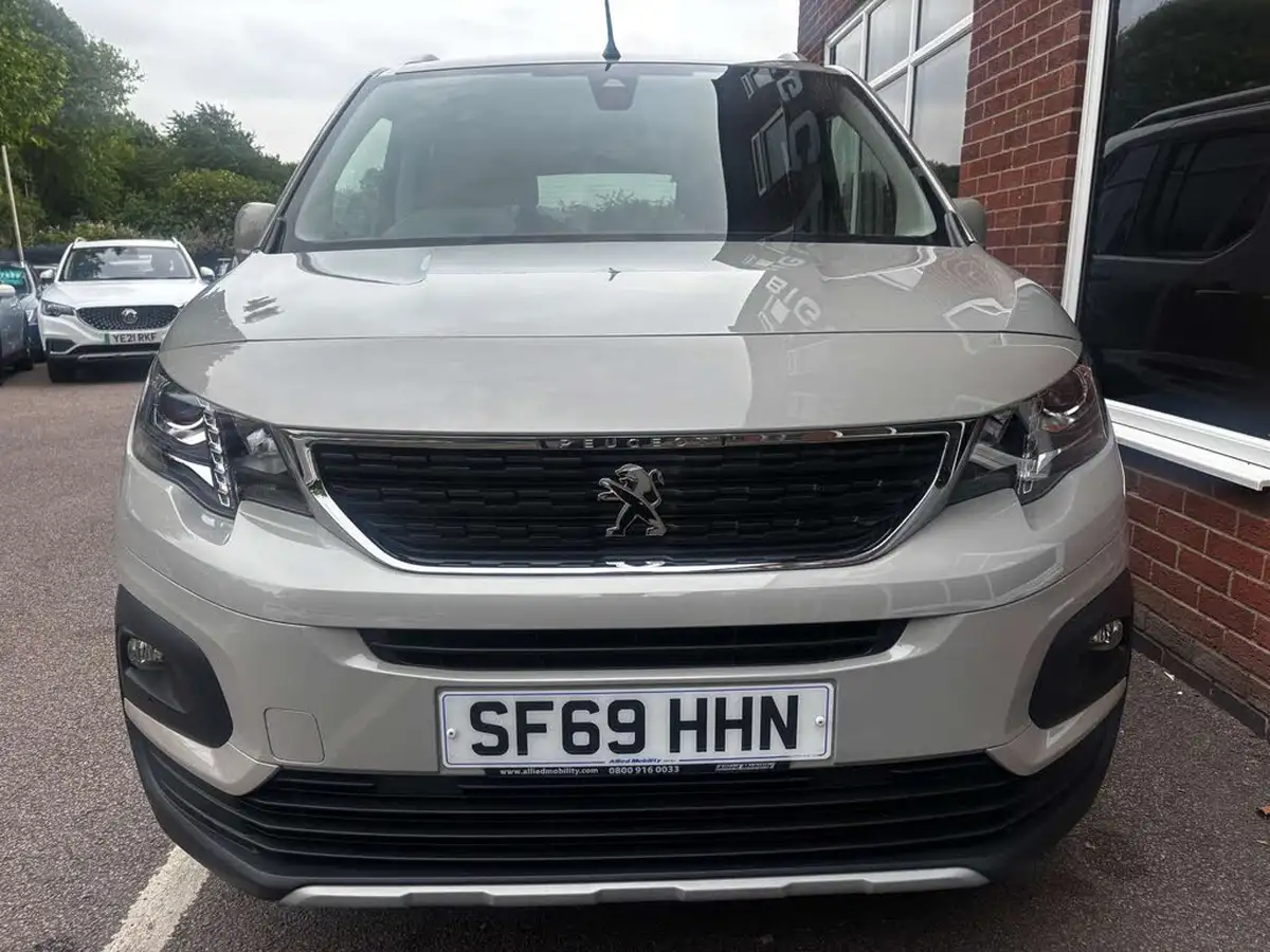 2019-peugeot-rifter-15-bluehdi-allure-100bhp-standard-big-8