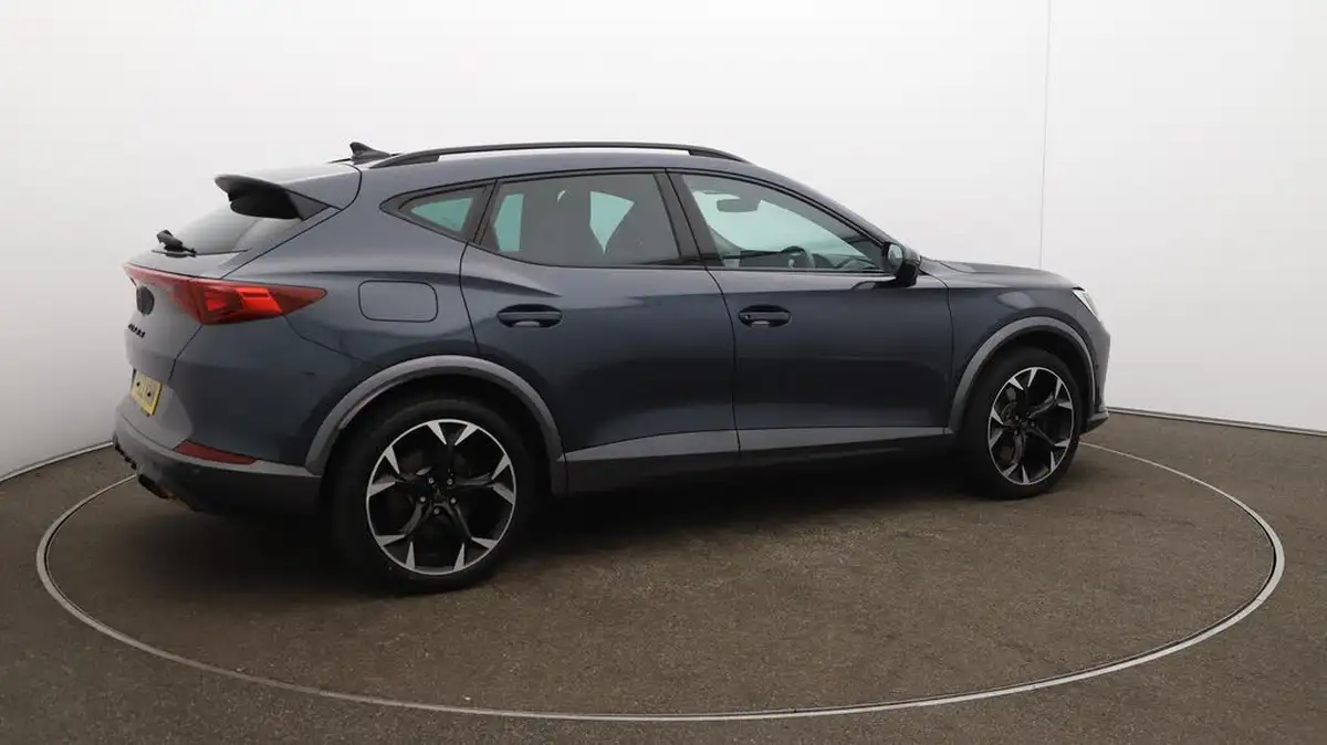 2022-cupra-formentor-14-e-hybrid-vz1-big-51