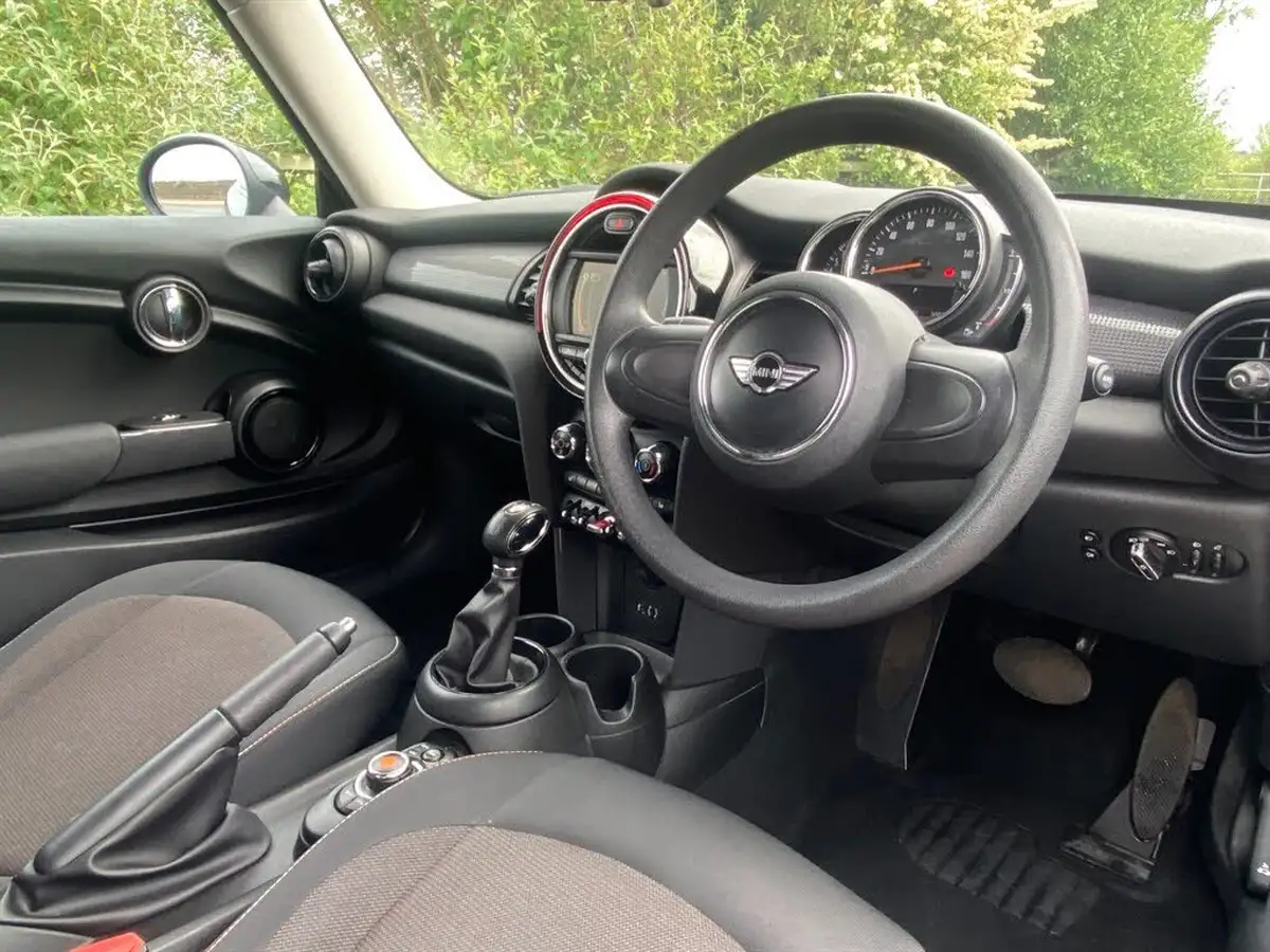 2018-mini-cooper-15-cooper-series-ii-ss-hatchback-3d-auto-big-3