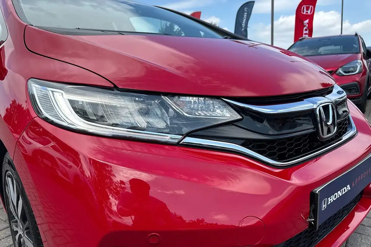 2018-honda-jazz-13-i-vtec-ex-big-30