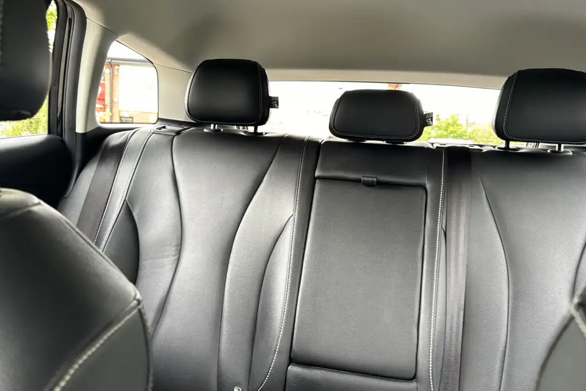 2021-mg-mg5-e-exclusive-ev-big-33