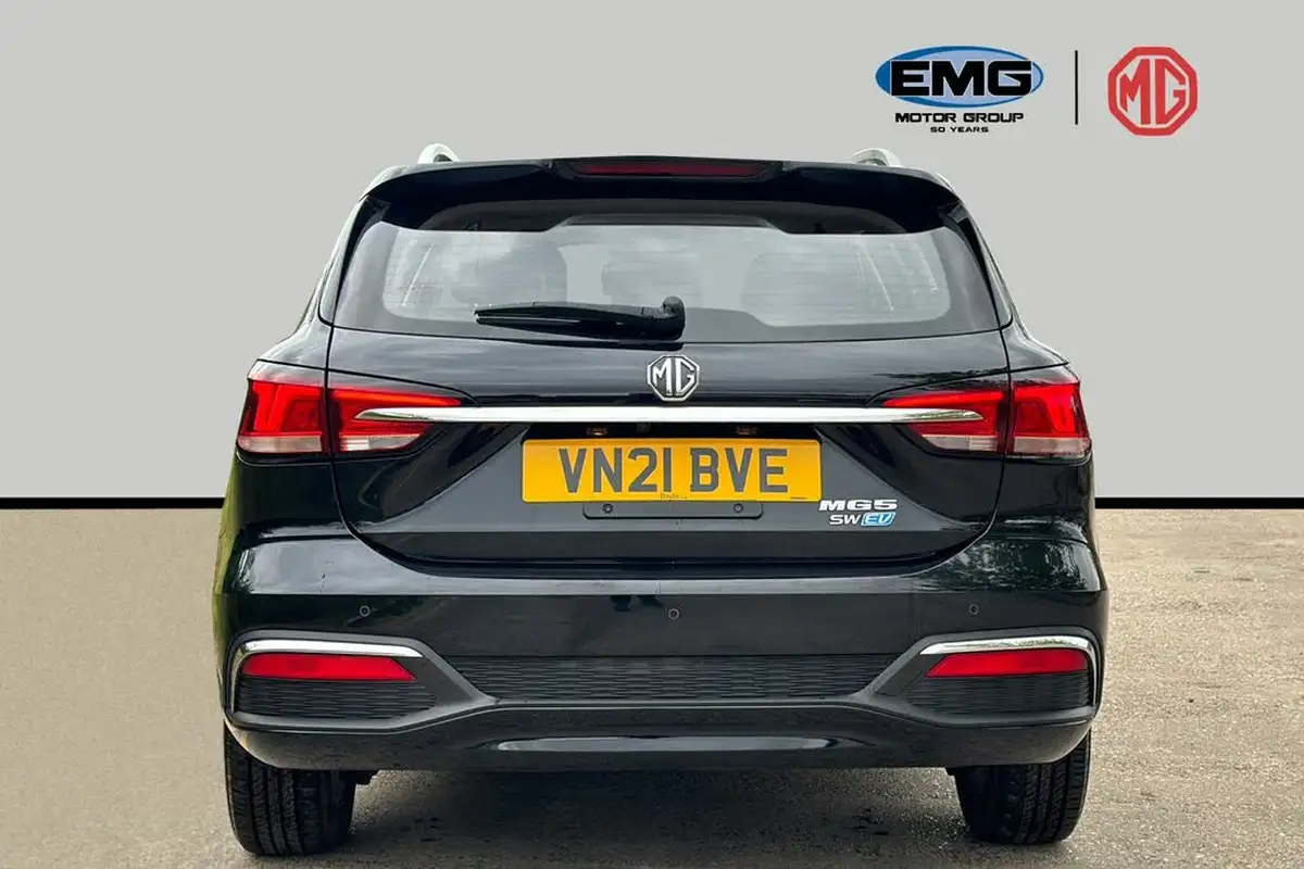 2021-mg-mg5-e-exclusive-ev-big-5