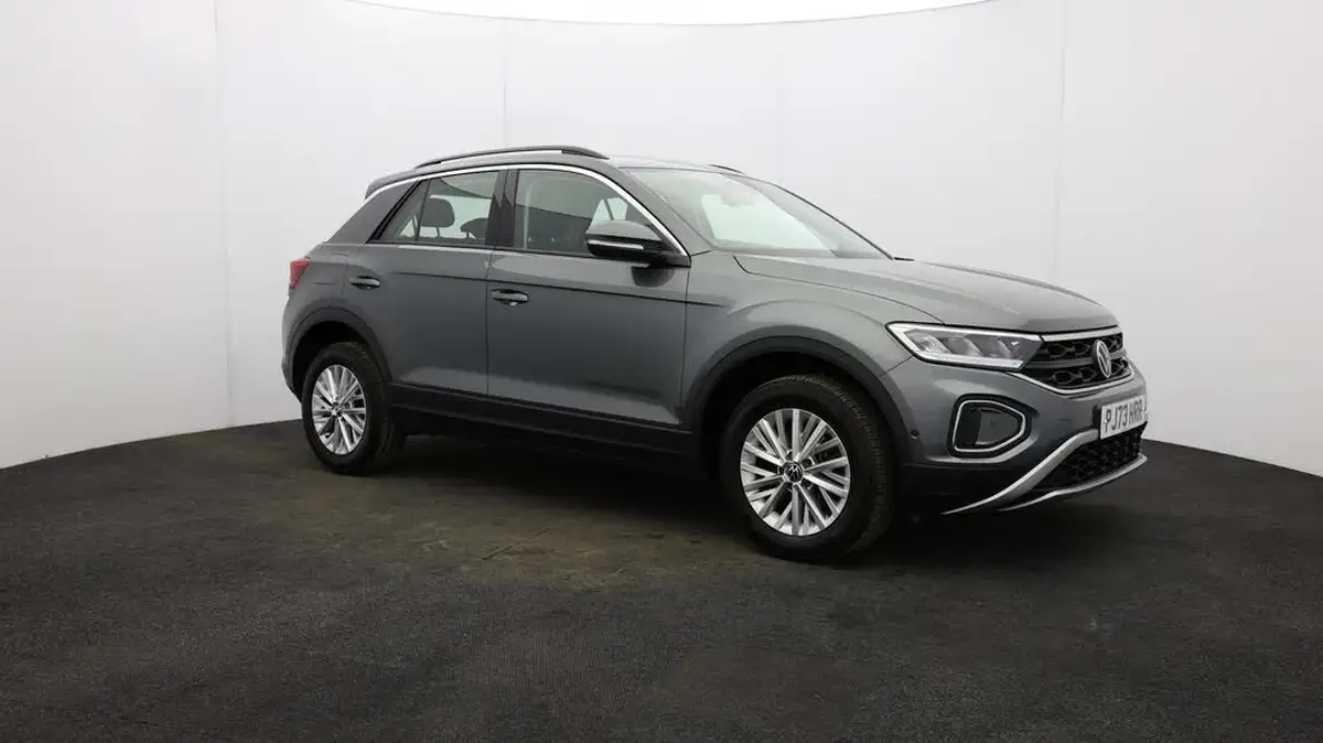 2023-volkswagen-t-roc-10-tsi-life-big-51