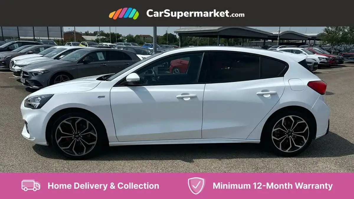 2020-ford-focus-15-st-line-x-hatchback-big-2