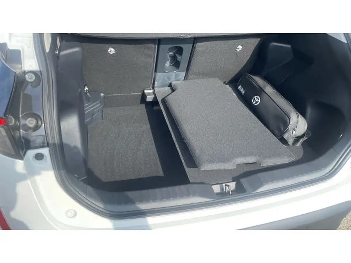 2024-toyota-yaris-cross-15-vvt-i-excel-awd-i-big-42