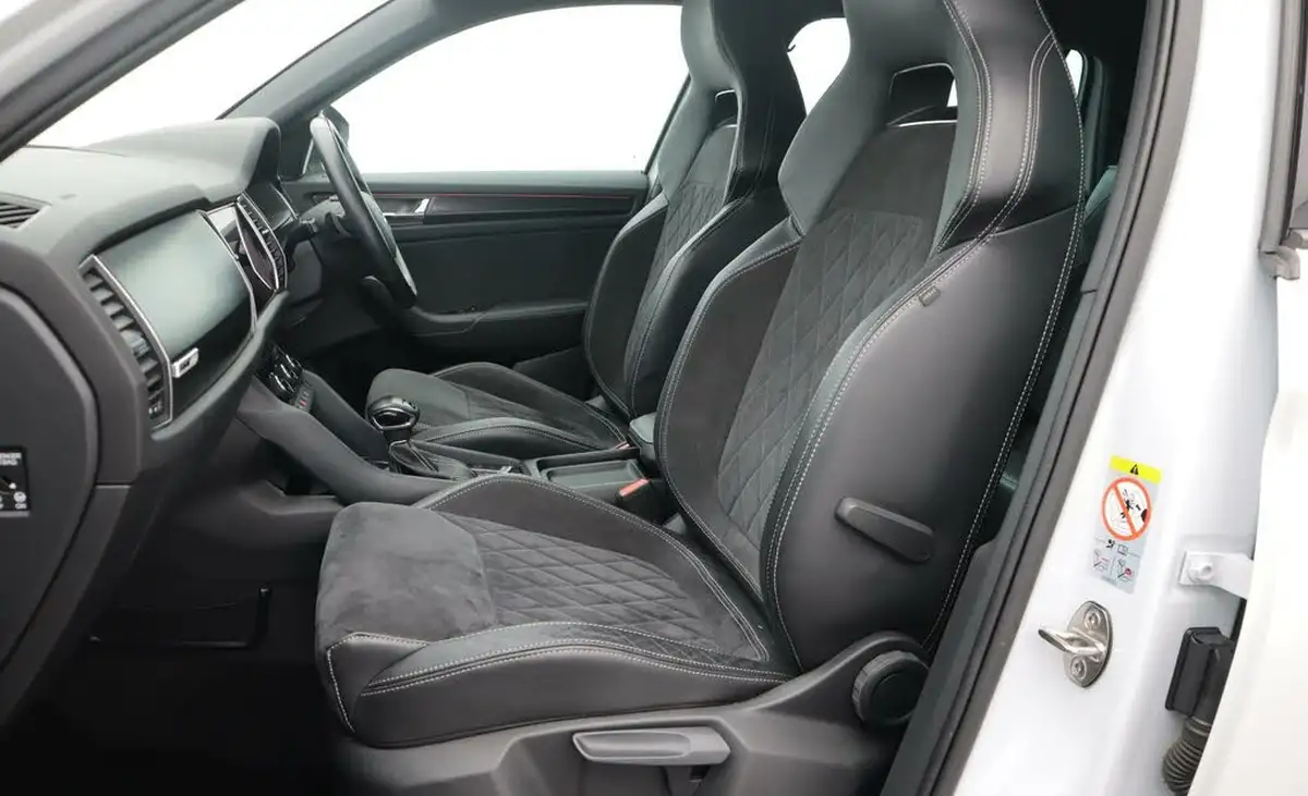 2019-skoda-kodiaq-20-tsi-sportline-190ps-seats-big-14