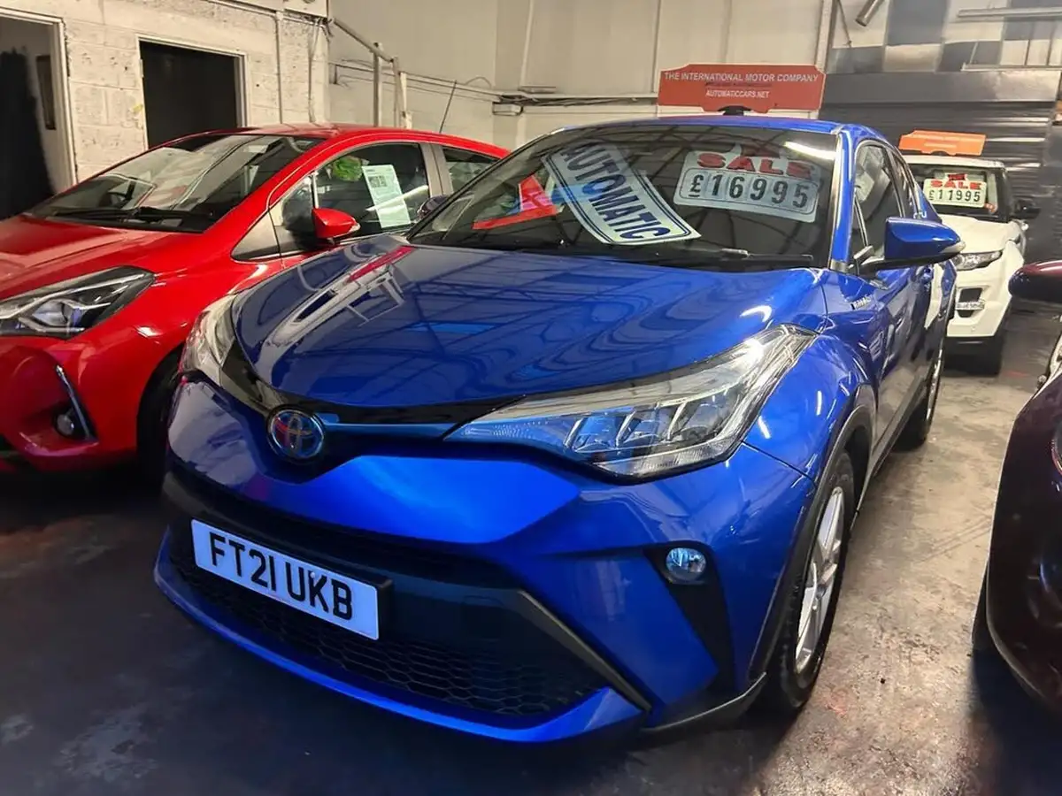 2021-toyota-c-hr-18-vvt-i-icon-big-6