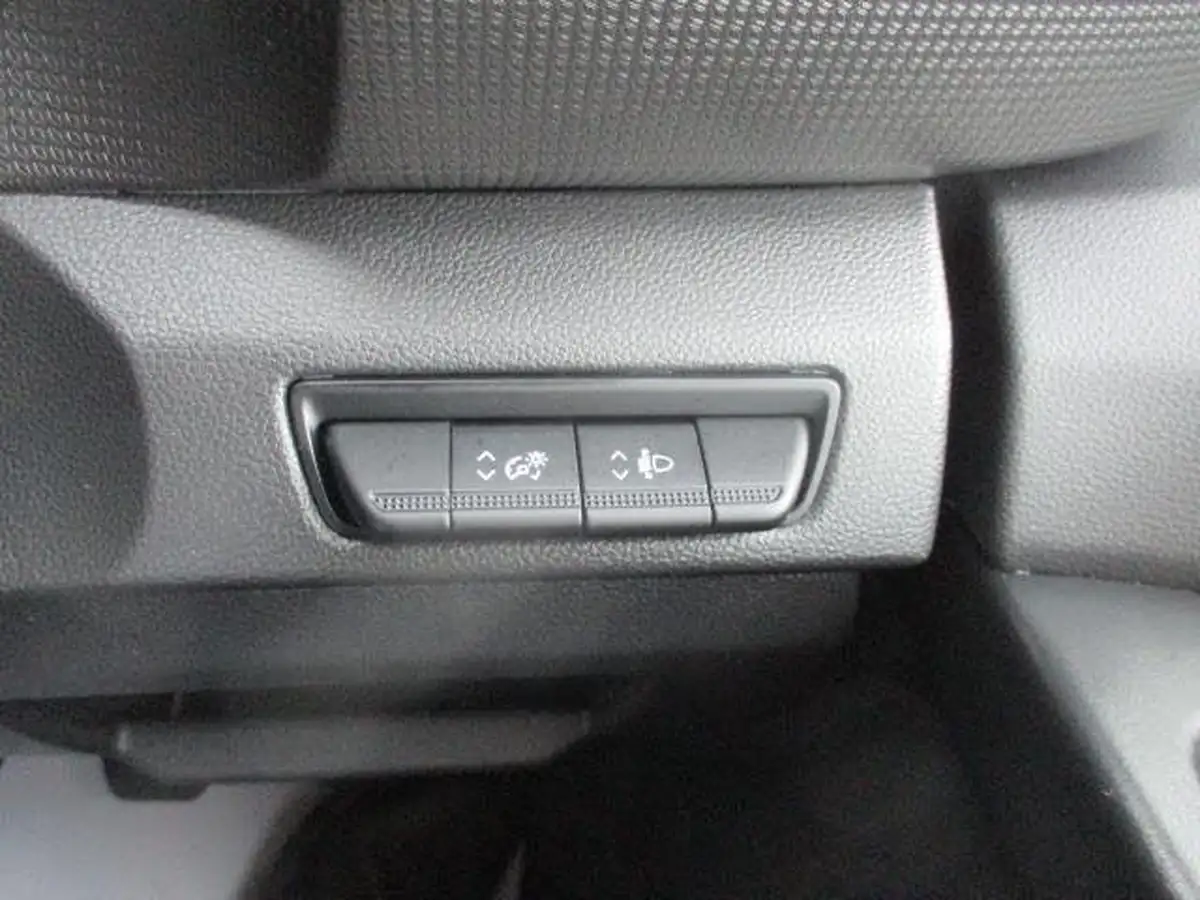 2023-renault-trafic-20dci-sl28-130-business-big-16