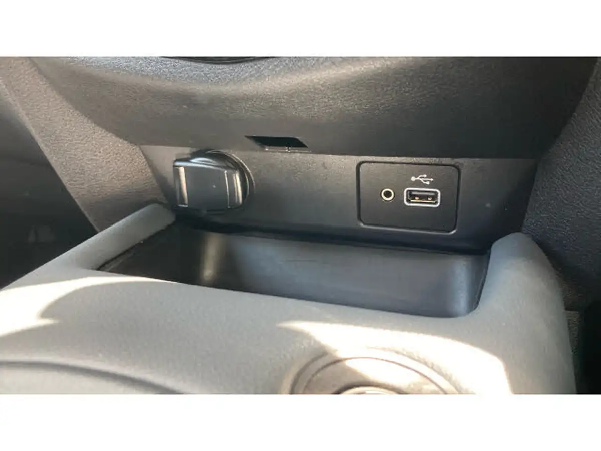 2021-nissan-juke-10-dig-t-n-connecta-big-23