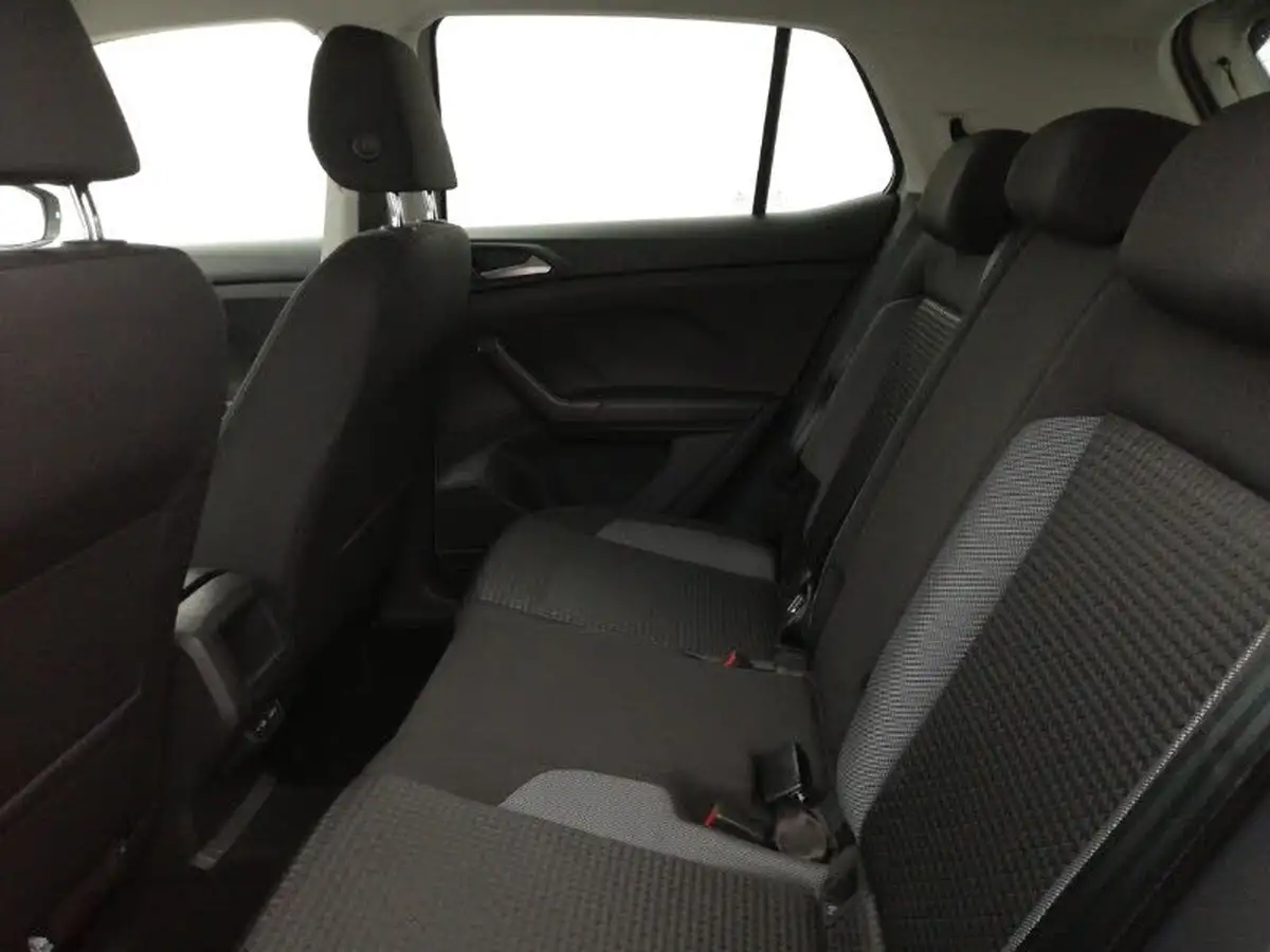 2021-volkswagen-t-cross-10-tsi-active-95ps-big-5