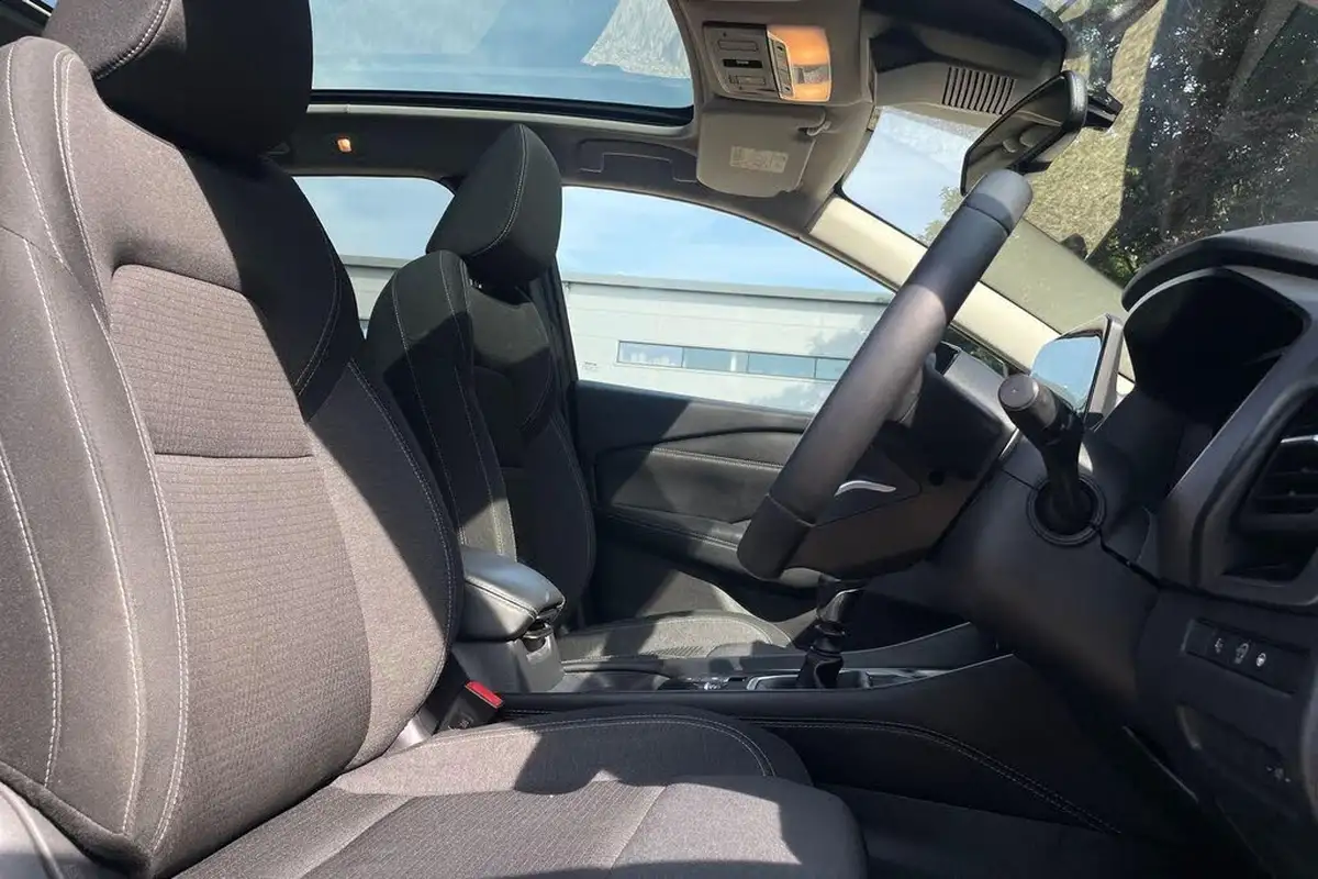 2021-nissan-qashqai-13-dig-t-premiere-edition-140ps-big-24