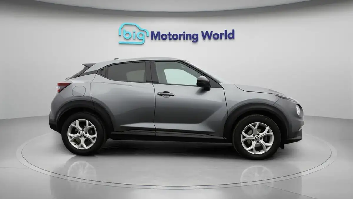 2019-nissan-juke-10-dig-t-n-connecta-dct-big-8