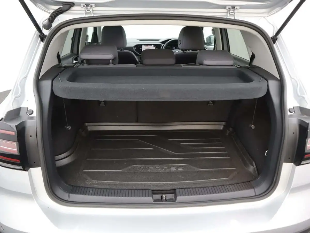 2020-volkswagen-t-cross-10-tsi-sel-115ps-big-8