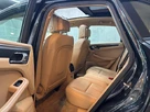 2016-porsche-macan-20-small-27