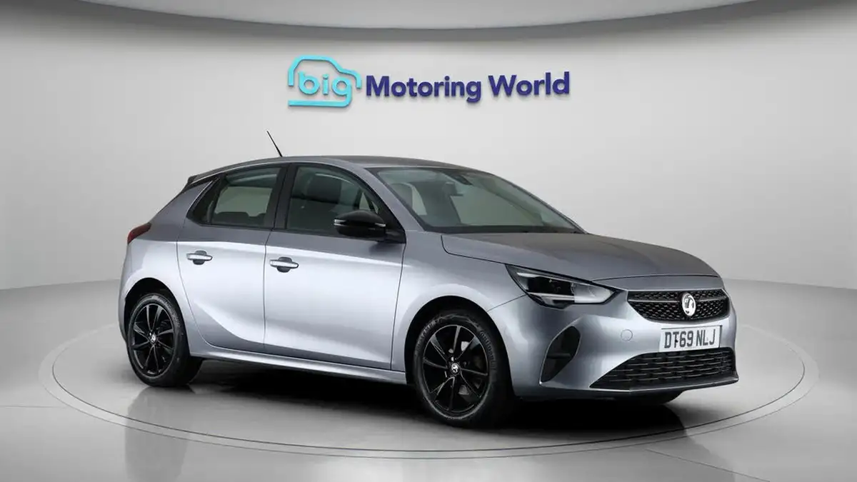 2020-vauxhall-corsa-12i-se-nav-big-0